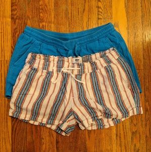 2 pairs of Old Navy shorts